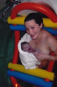 298237_10150365359032149_360037147148_8511481_1033342917_n-e1319592588992-198x300