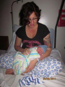 316004_10150365464072149_360037147148_8511787_55398572_n-225x300