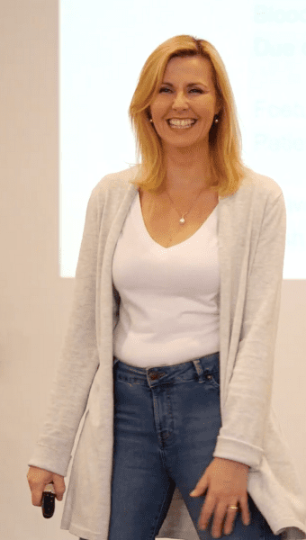 Melissa Spilsted teaching Hypnobirthing Australia Class